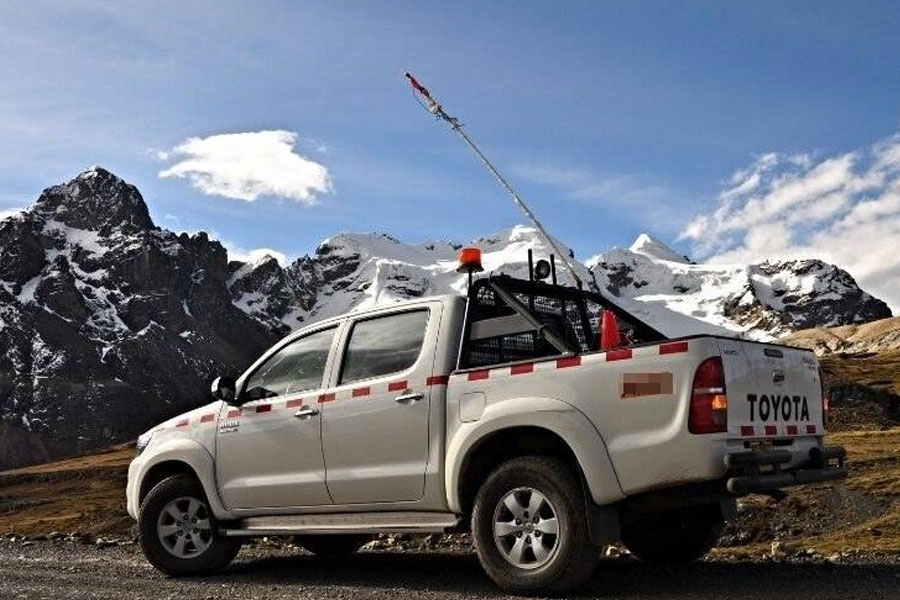
								Camioneta 4×4 full									